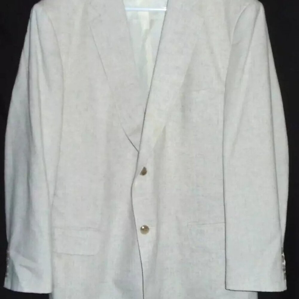 David Taylor Suit Jacket Men’s Size 44R Beige Two Button Polyester Blend